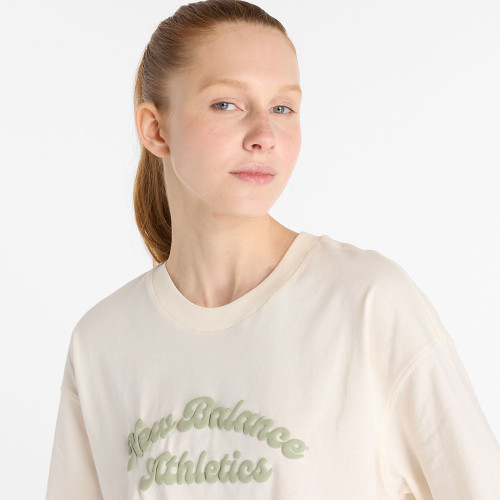 New Balance Γυναικεία κοντομάνικη μπλούζα Linear Heritage Oversized T-Shirt